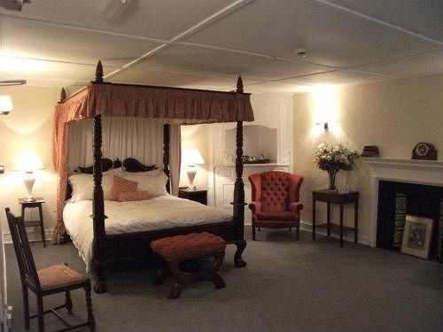 Отель The Pack Horse South Brent Экстерьер фото